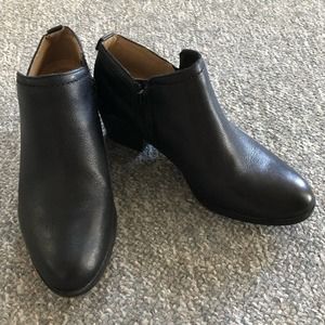 Naturalizer Size 7.5 Zarie Ankle Boots Booties Black Leather